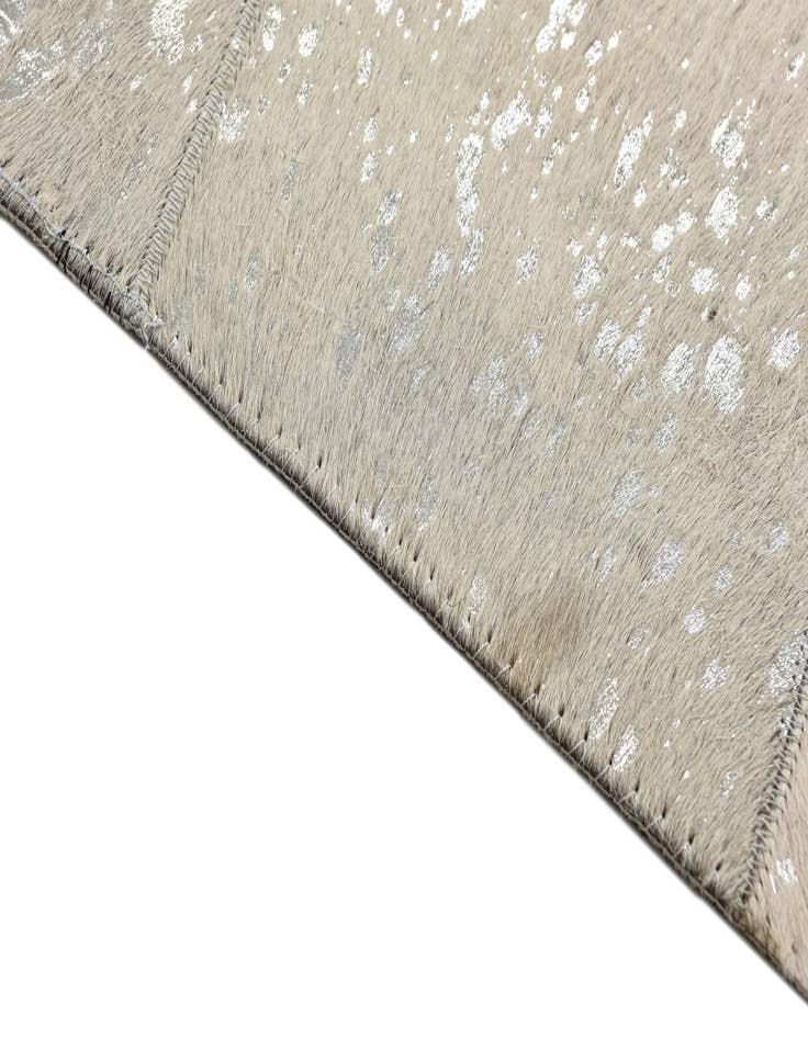 Detail image of 5' 1 x 8' Cowhide Rug