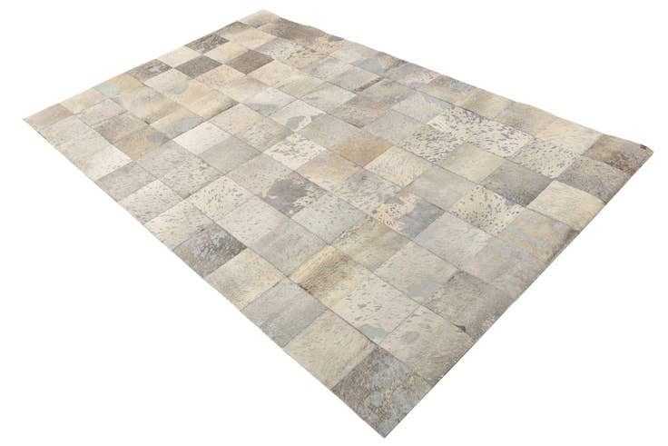 Detail image of 5' 1 x 8' Cowhide Rug