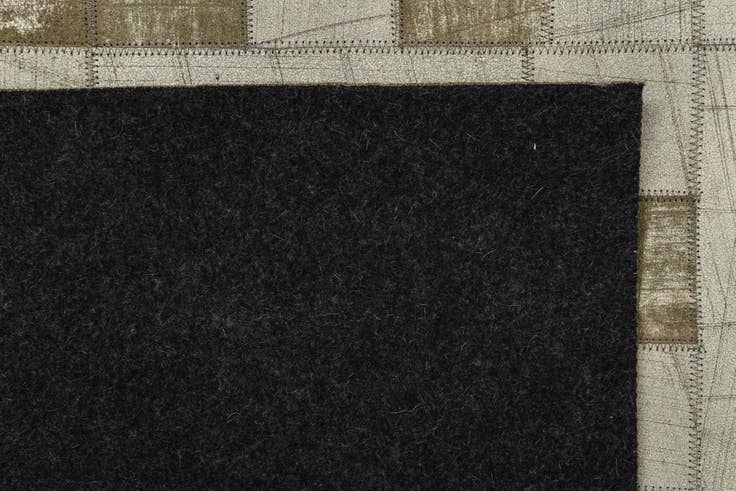 Detail image of 5' x 7' 10 Cowhide Rug