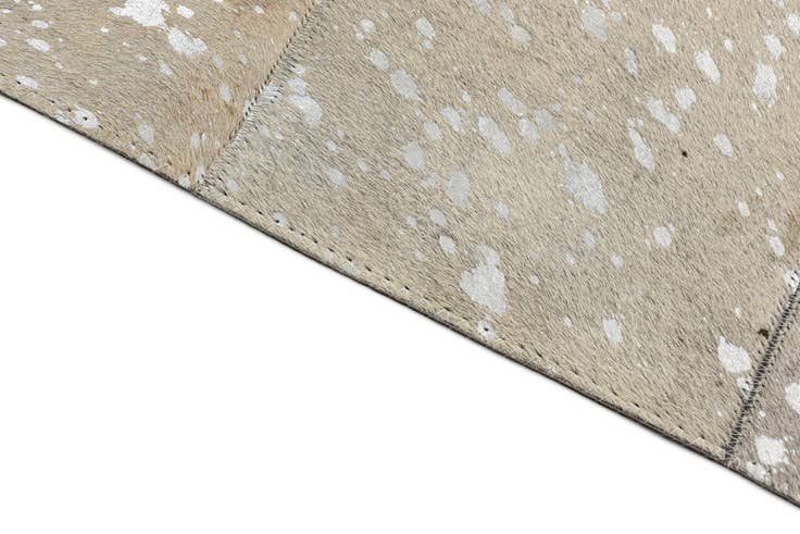 Detail image of 5' x 8' Cowhide Rug