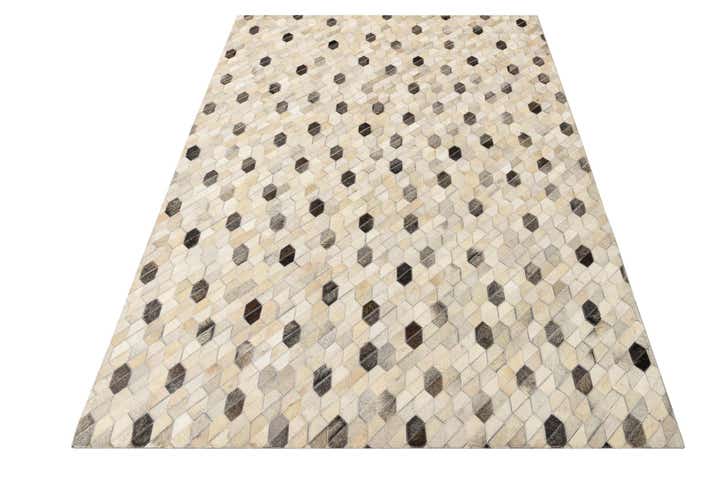 5' 2 x 7' 8 Cowhide Rug