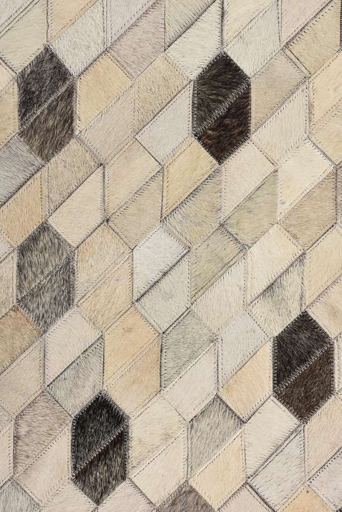 5' 2 x 7' 8 Cowhide Rug