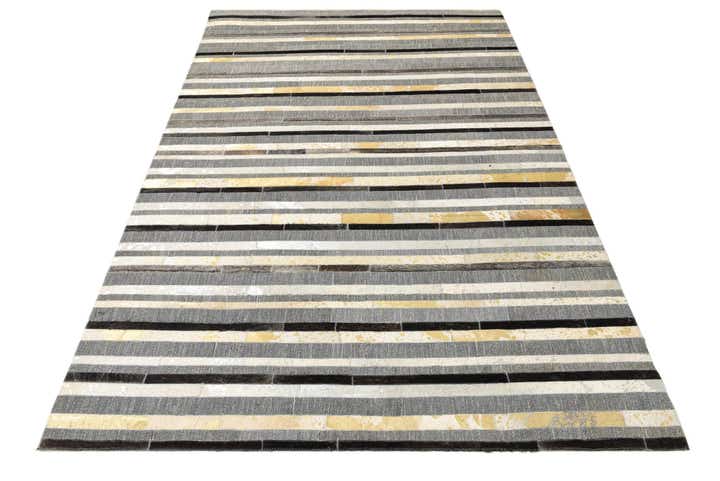 5' x 8' Cowhide Rug