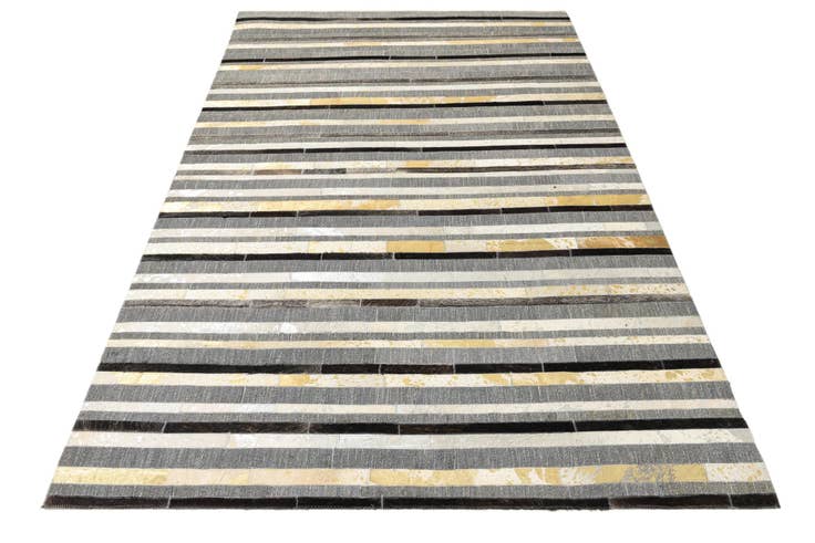 Detail image of 5' x 8' Cowhide Rug