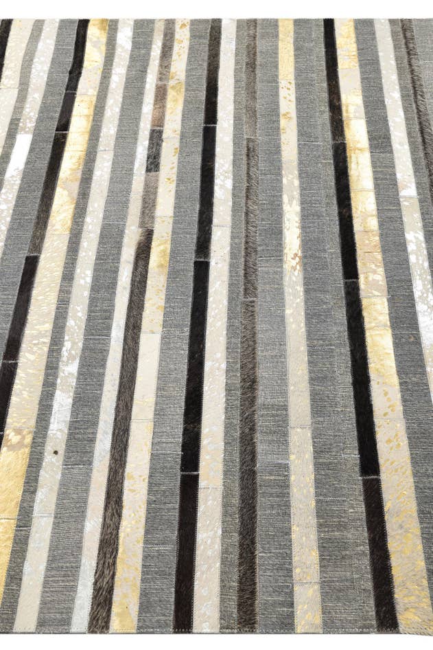 Detail image of 5' x 8' Cowhide Rug