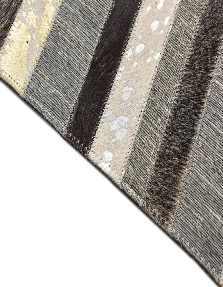 Detail image of 5' x 8' Cowhide Rug