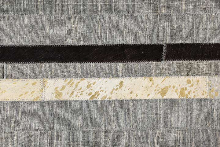 5' x 8' Cowhide Rug