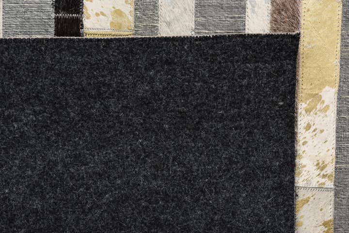 5' x 8' Cowhide Rug