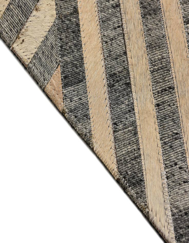 Detail image of 5' x 7' 9 Cowhide Rug