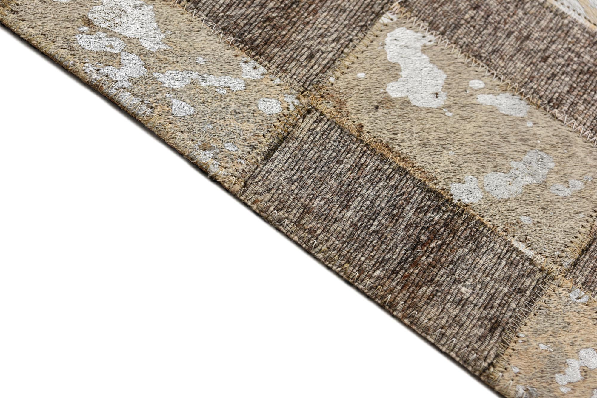 5' x 7' 10 Cowhide Rug