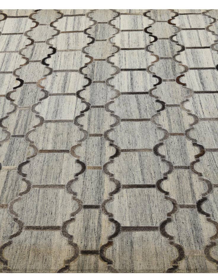 Detail image of 5' 5 x 7' 5 Cowhide Rug