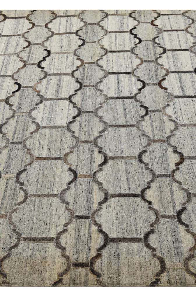 5' 5 x 7' 5 Cowhide Rug
