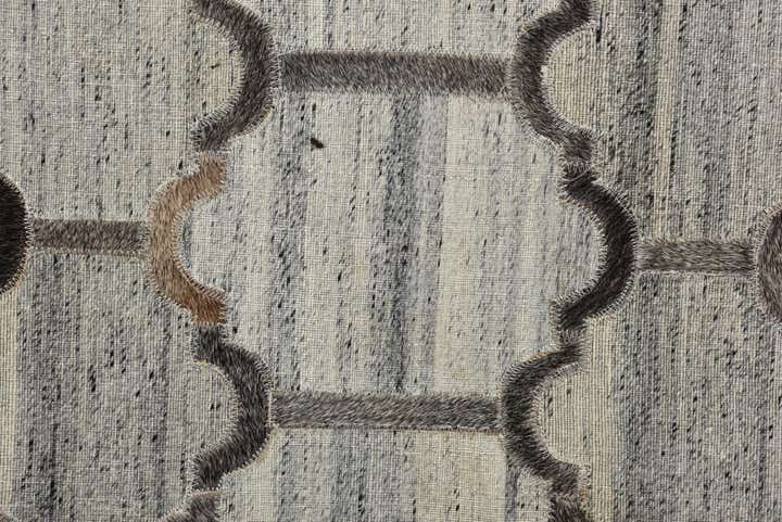 5' 5 x 7' 5 Cowhide Rug