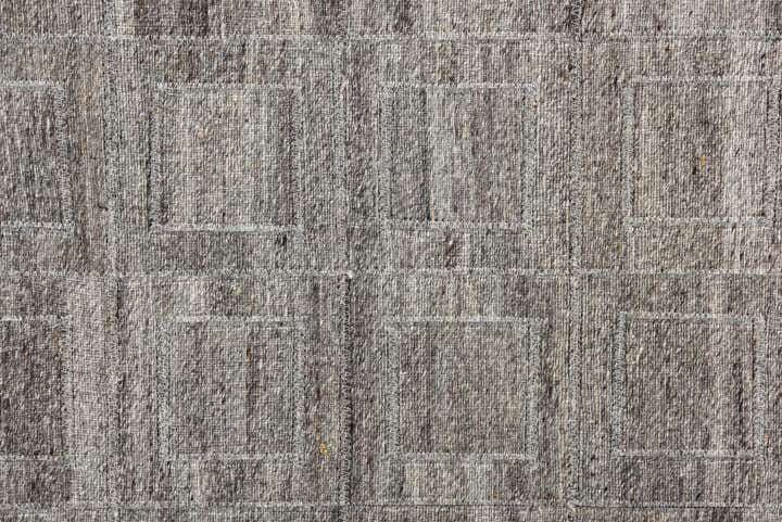 5' x 7' 7 Cowhide Rug