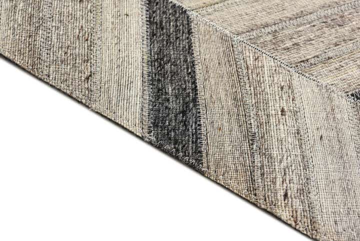 5' 4 x 8' 1 Cowhide Rug