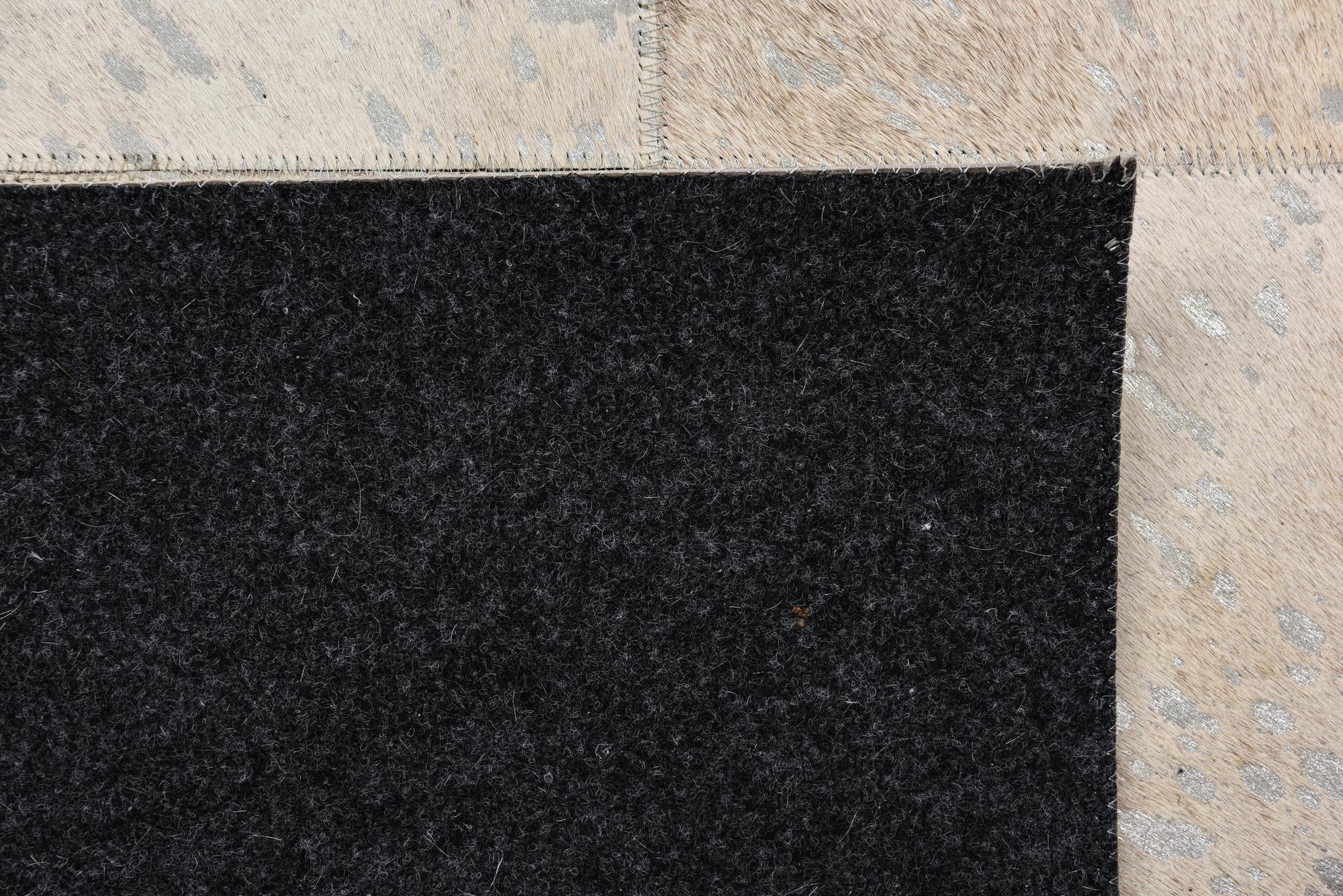 5' x 8' Cowhide Rug