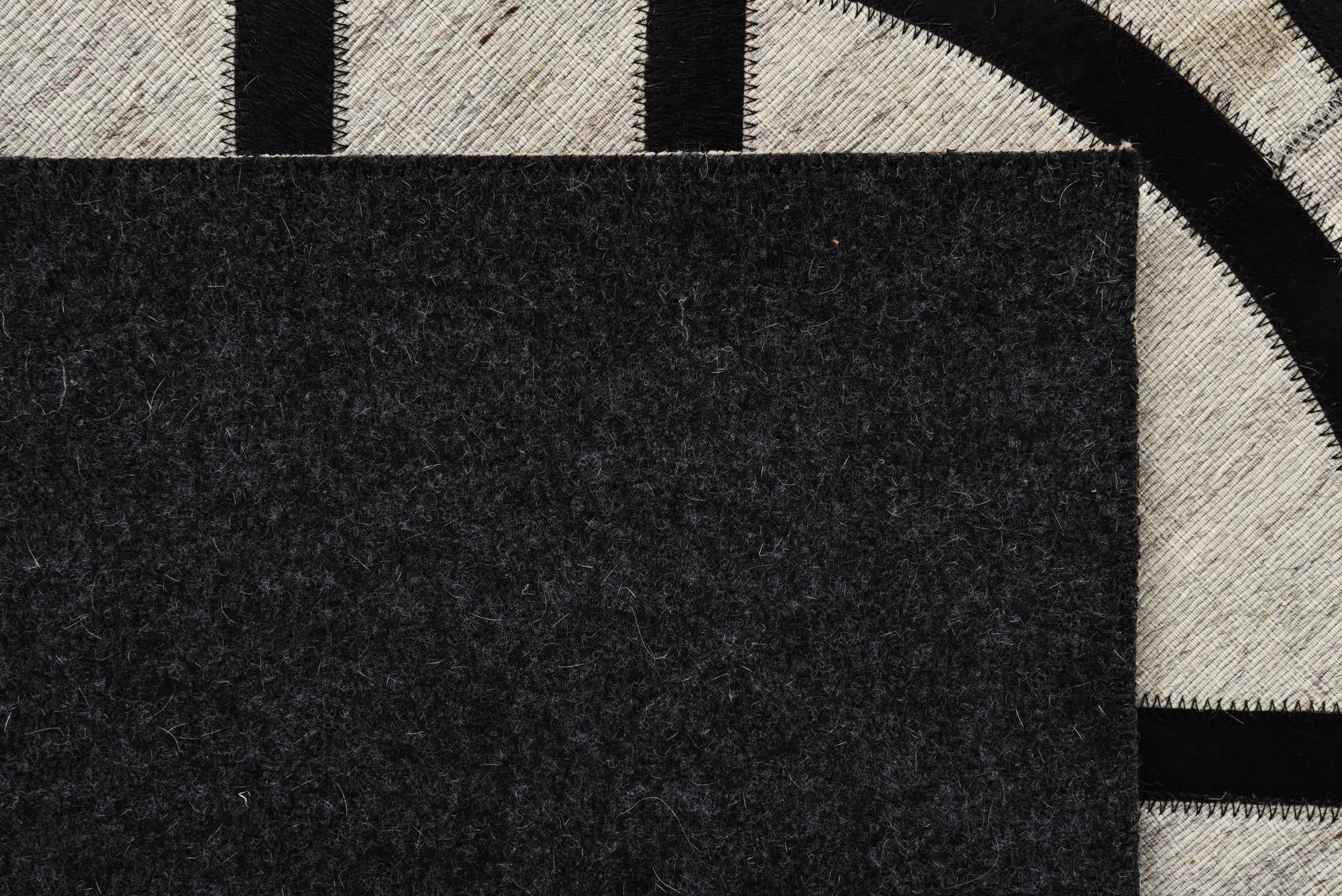 5' x 7' 10 Cowhide Rug