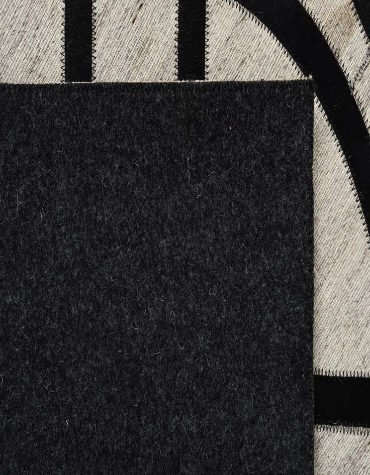 Detail image of 5' x 7' 10 Cowhide Rug