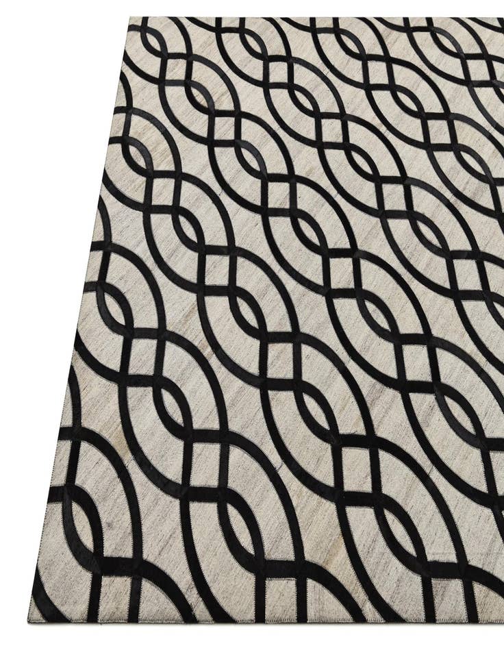 Detail image of 5' x 7' 10 Cowhide Rug