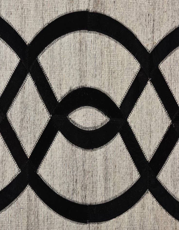 Detail image of 5' x 7' 10 Cowhide Rug