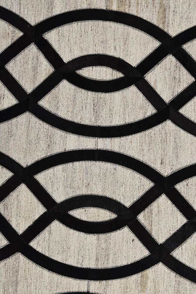 5' x 7' 10 Cowhide Rug
