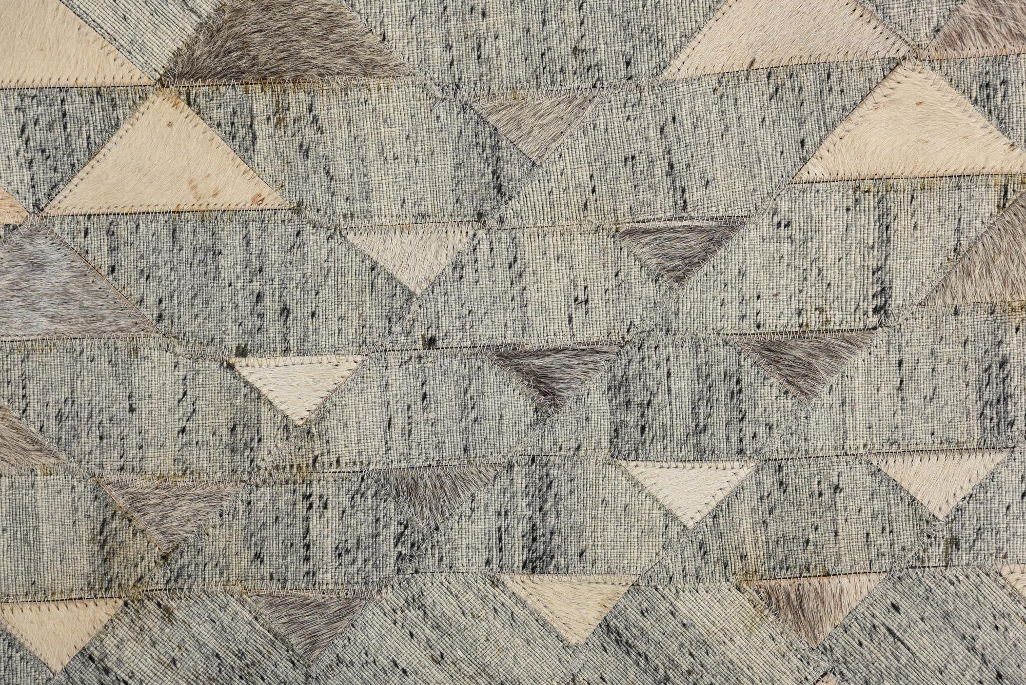 5' x 7' 9 Cowhide Rug