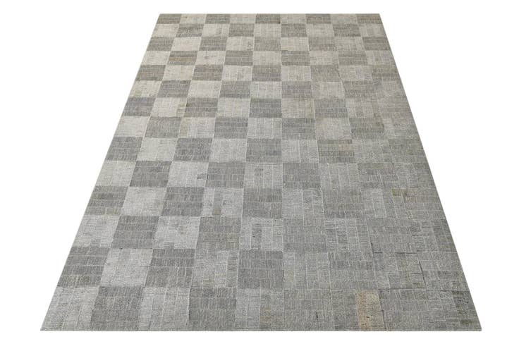 Detail image of 4' 2 x 6' 5 Cowhide Rug