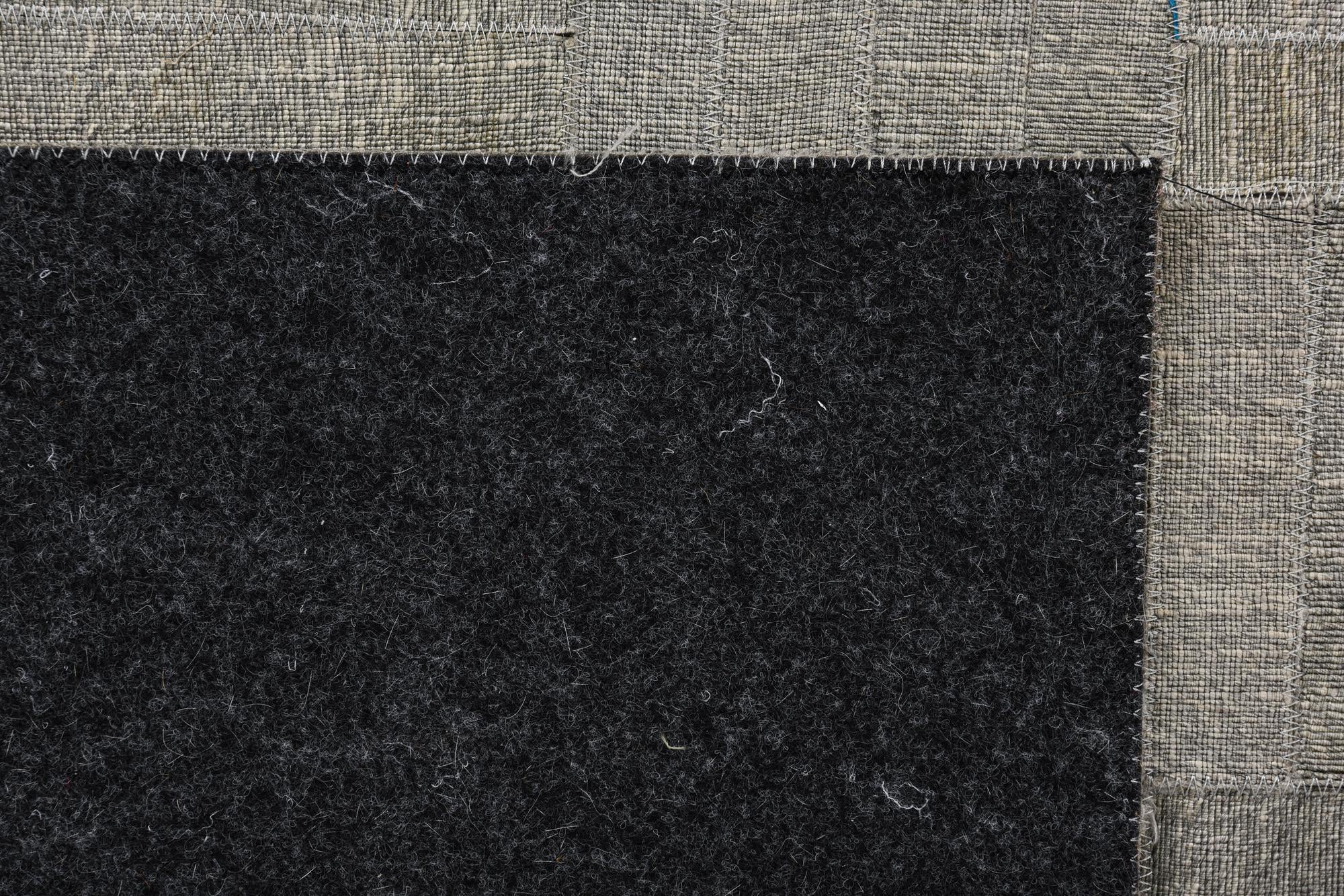 4' 2 x 6' 5 Cowhide Rug