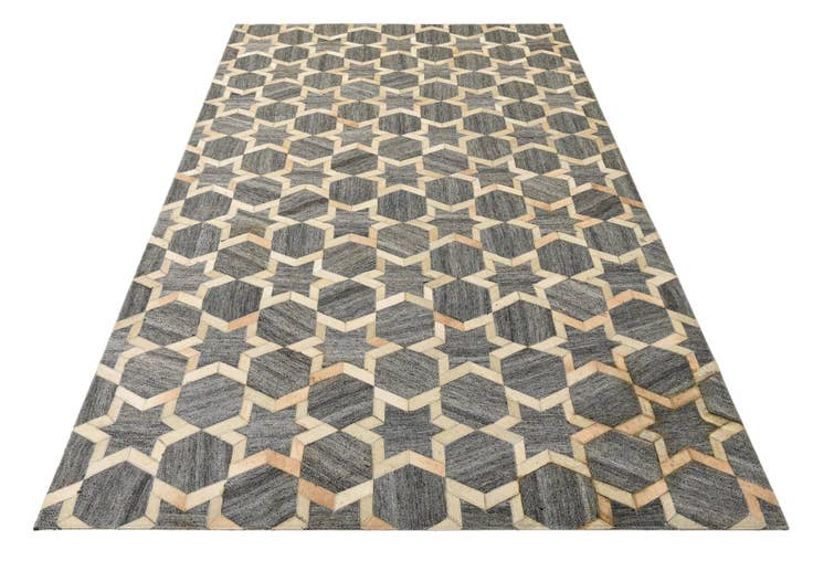 Detail image of 5' x 7' 9 Cowhide Rug