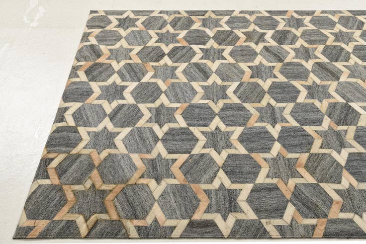 Detail image of 5' x 7' 9 Cowhide Rug