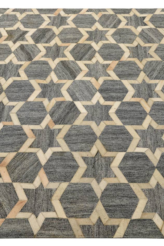 Detail image of 5' x 7' 9 Cowhide Rug