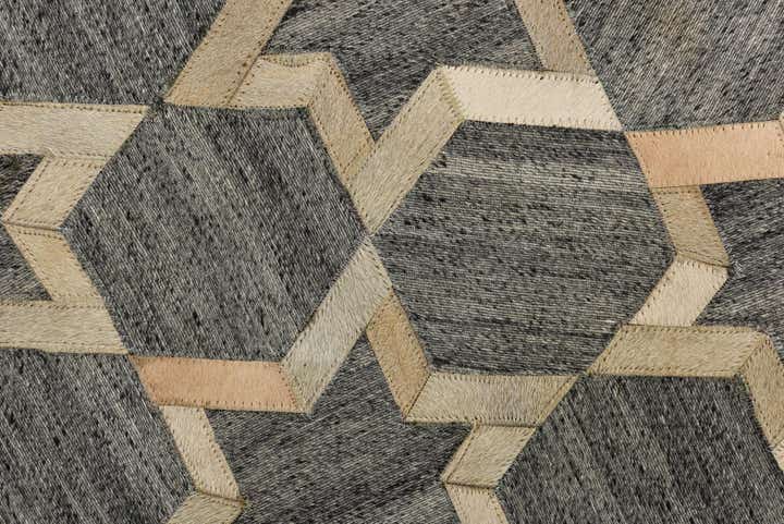 5' x 7' 9 Cowhide Rug