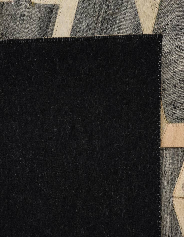 Detail image of 5' x 7' 9 Cowhide Rug