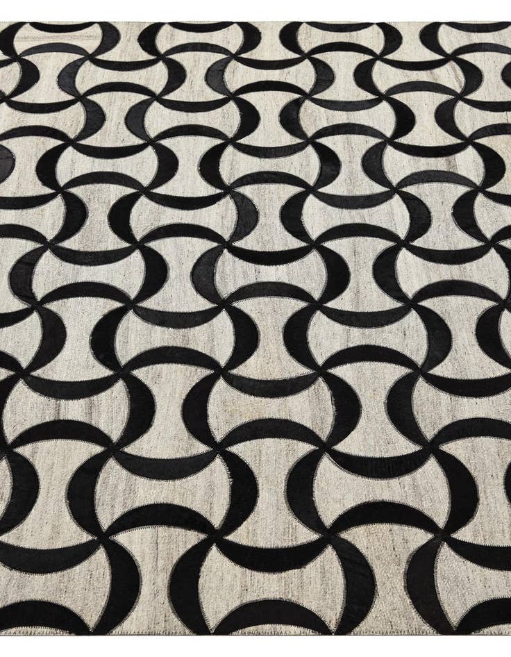 Detail image of 5' x 7' 9 Cowhide Rug