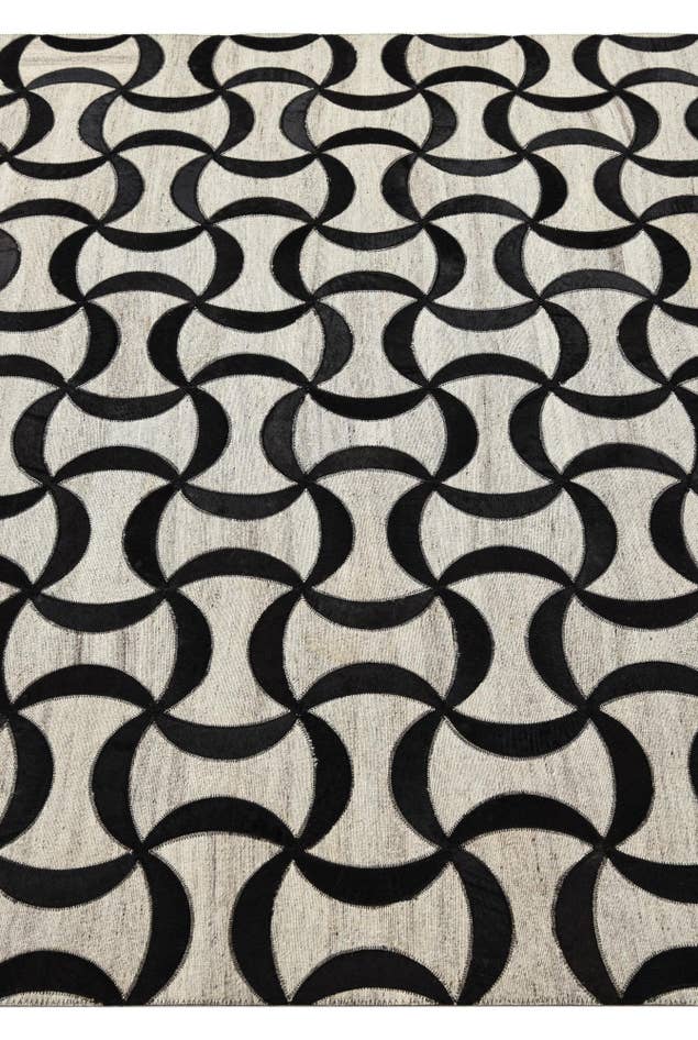 Detail image of 5' x 7' 9 Cowhide Rug