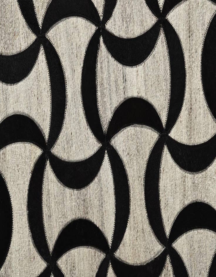 Detail image of 5' x 7' 9 Cowhide Rug