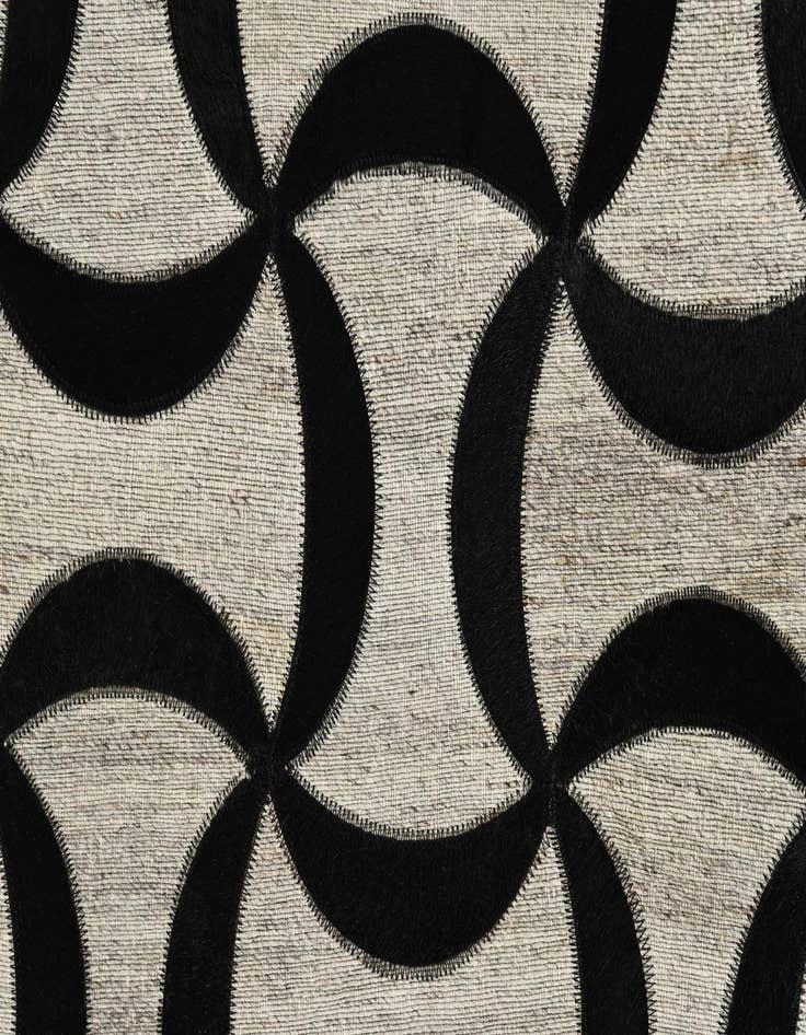 Detail image of 5' x 7' 9 Cowhide Rug