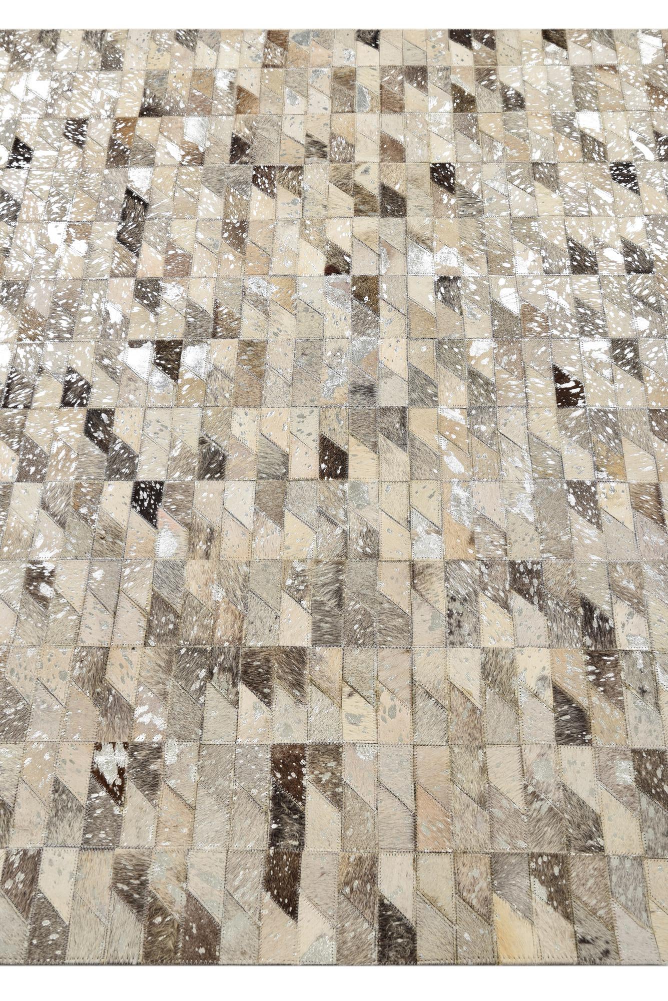 4' 8 x 6' 7 Cowhide Rug