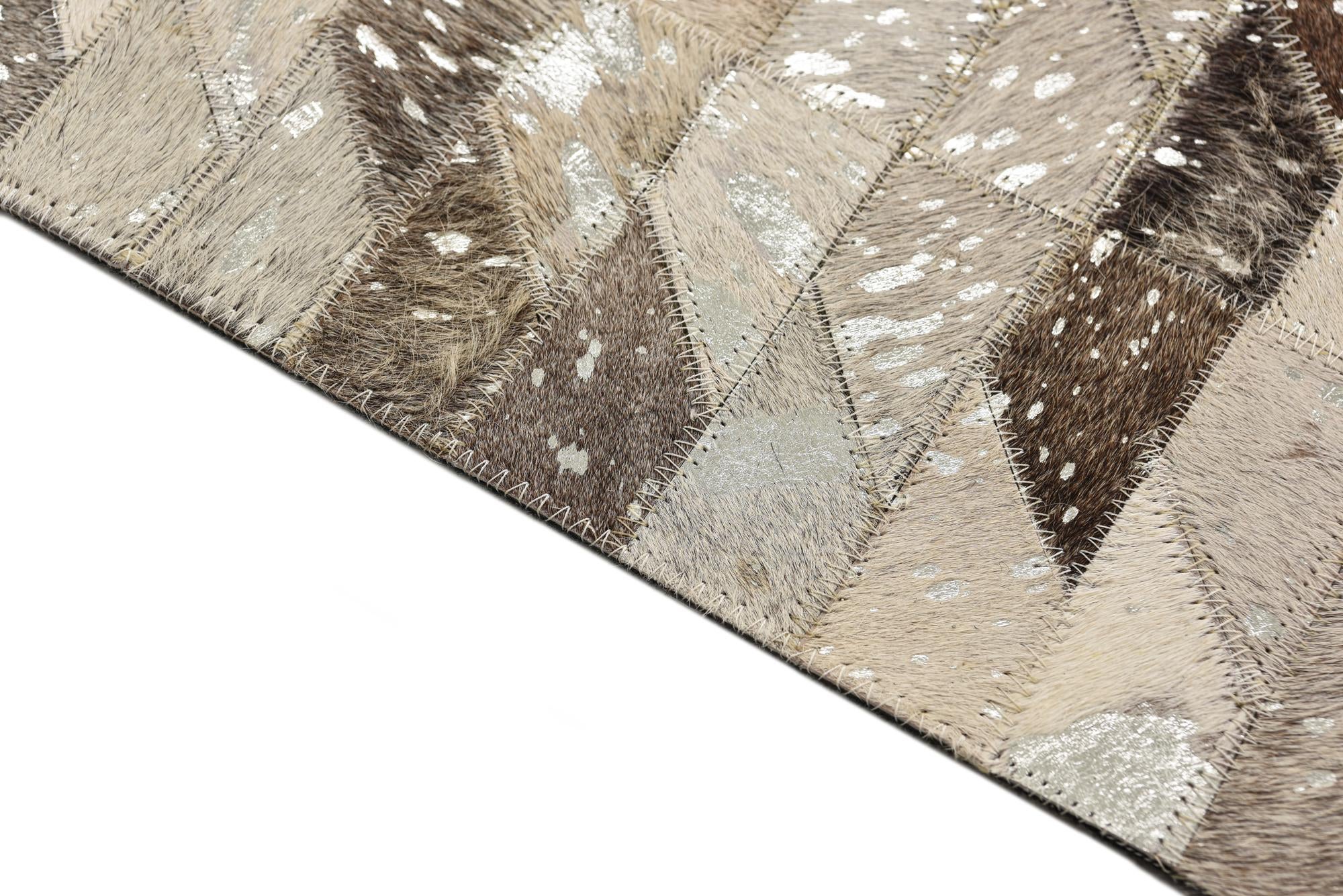 4' 8 x 6' 7 Cowhide Rug
