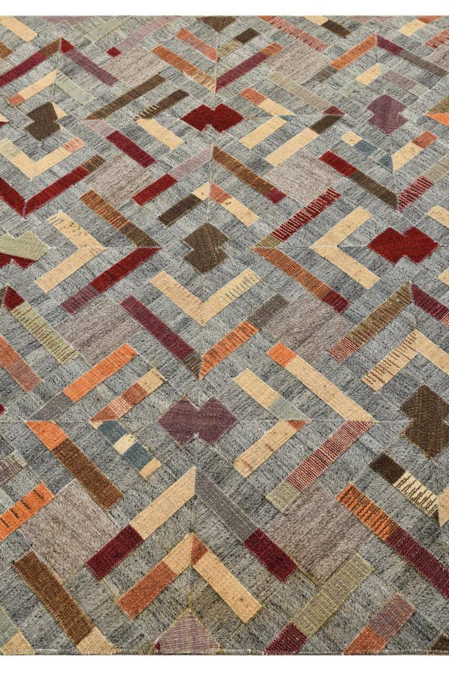 Detail image of 5' x 7' 10 Cowhide Rug