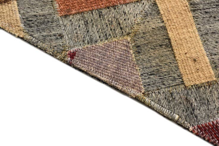 Detail image of 5' x 7' 10 Cowhide Rug
