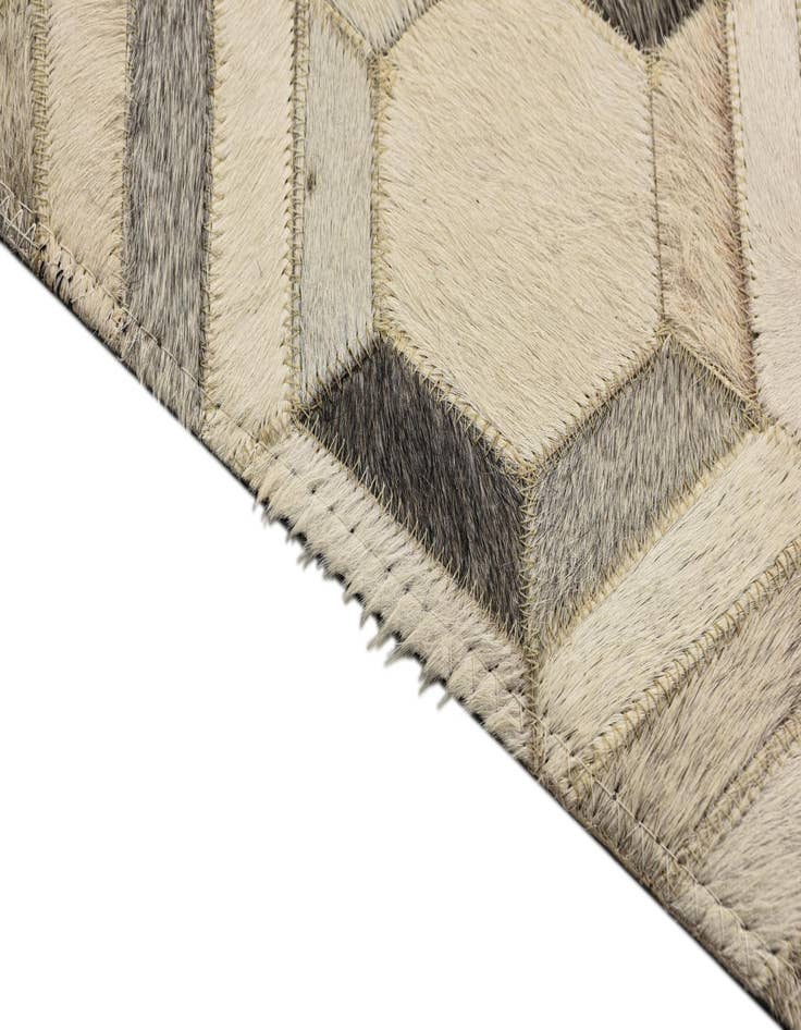 Detail image of 5' x 7' 1 Cowhide Rug