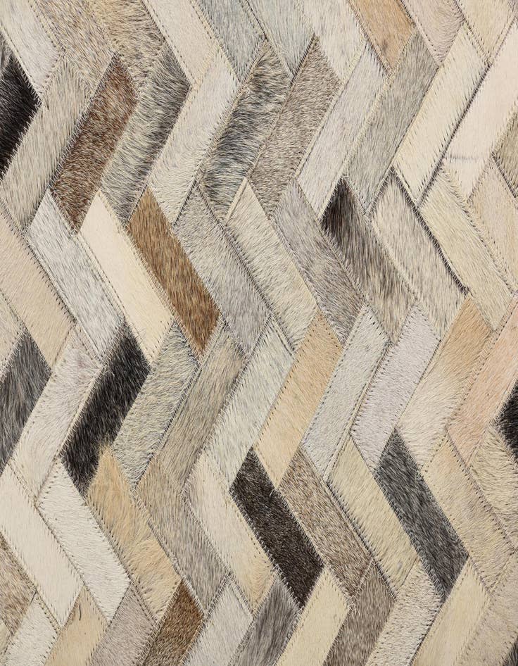 Detail image of 4' 8 x 6' 7 Cowhide Rug