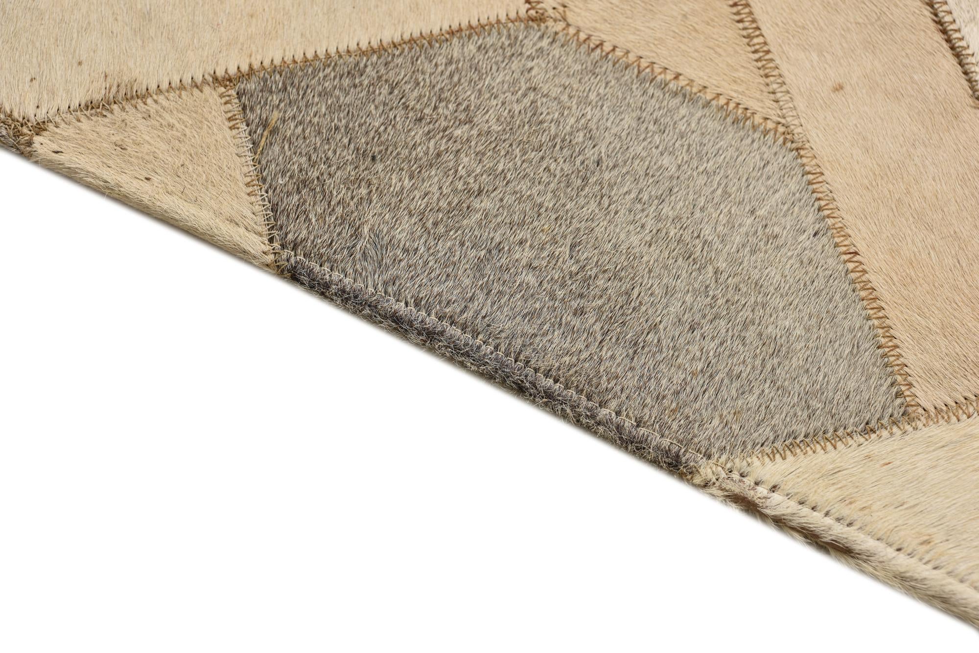 1' 10 x 2' 8 Cowhide Rug