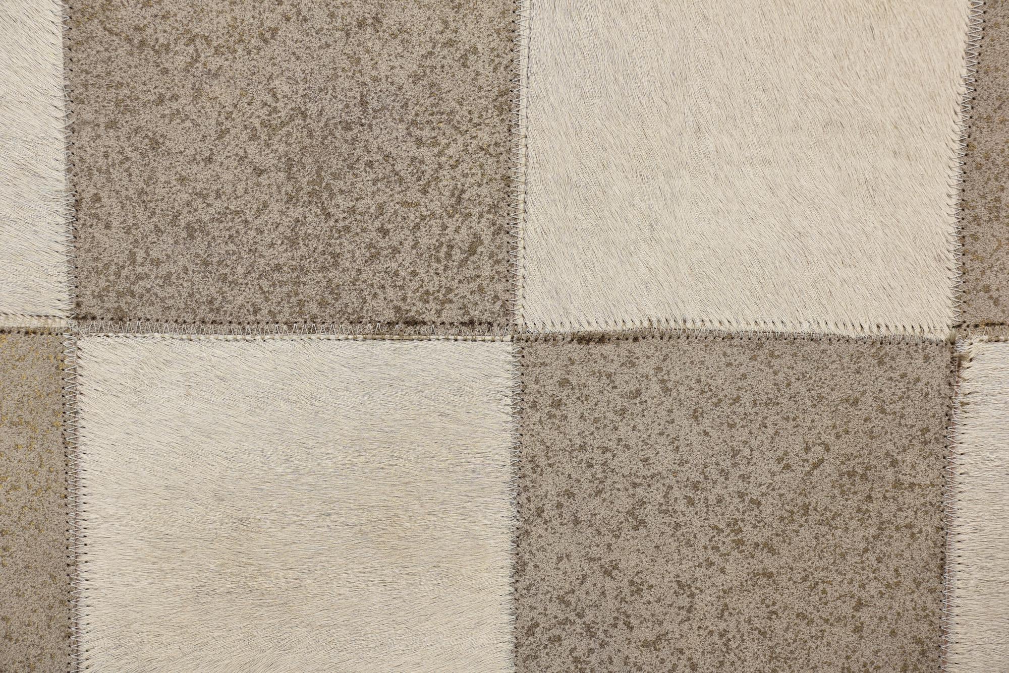 2' 1 x 3' 1 Cowhide Rug