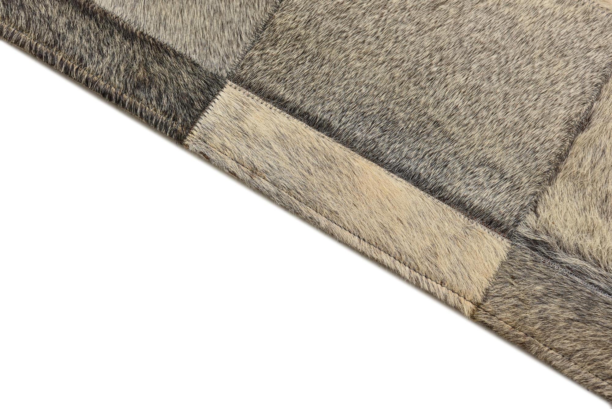 2' x 3' Cowhide Rug