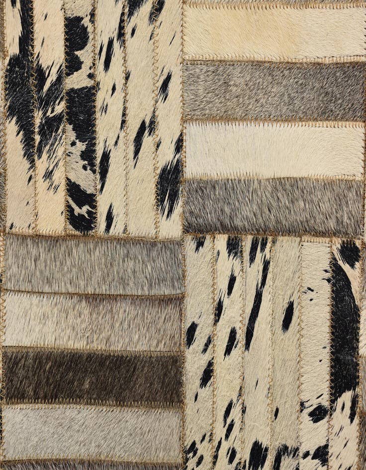 Detail image of 2' x 3' 1 Cowhide Rug
