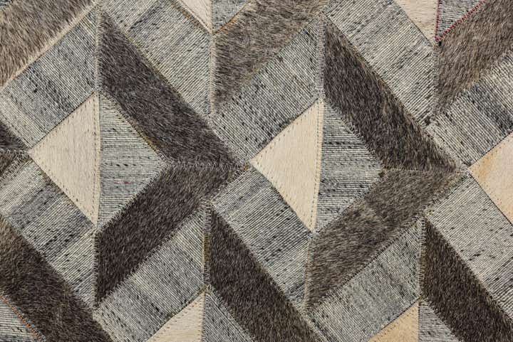 2' x 3' Cowhide Rug