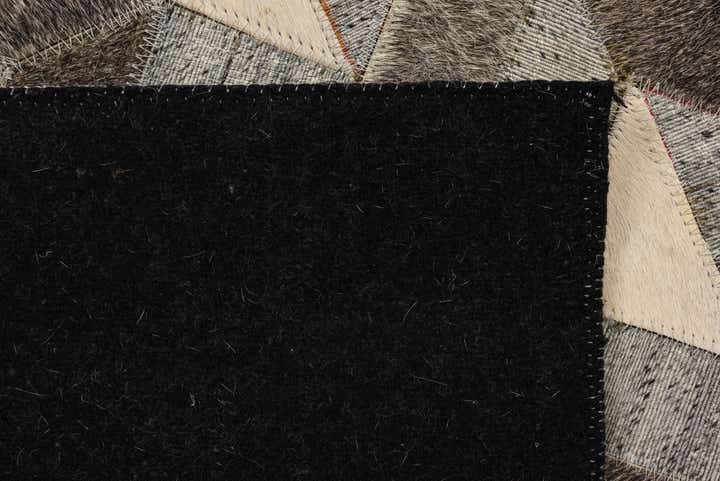 2' x 3' Cowhide Rug