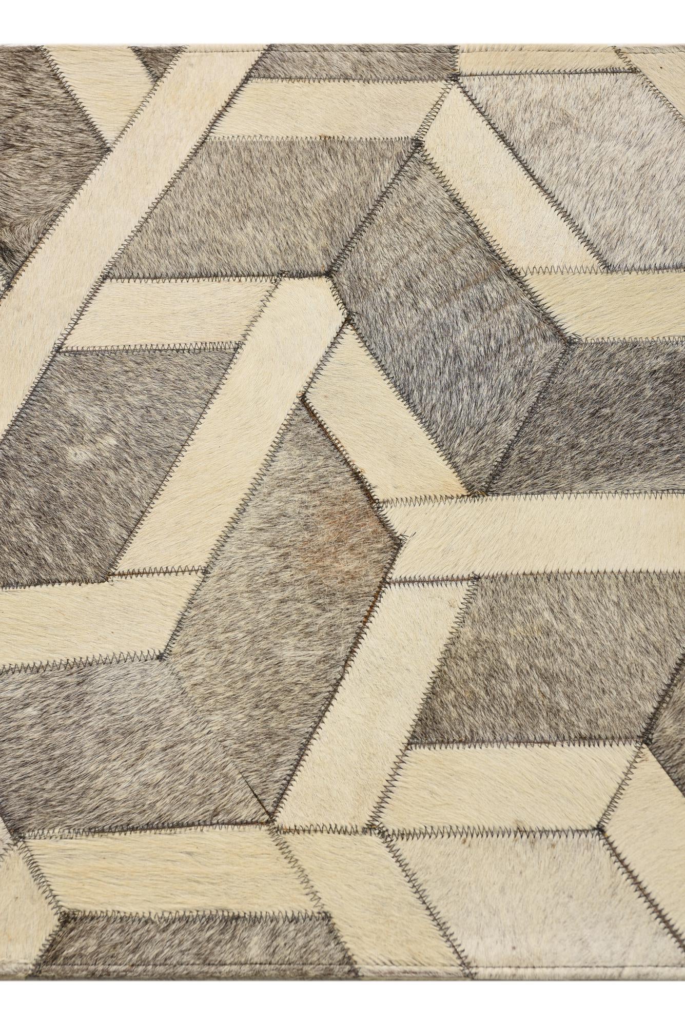 2' 1 x 3' 1 Cowhide Rug